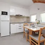Corinthia 4 By Interhome Апартаменты