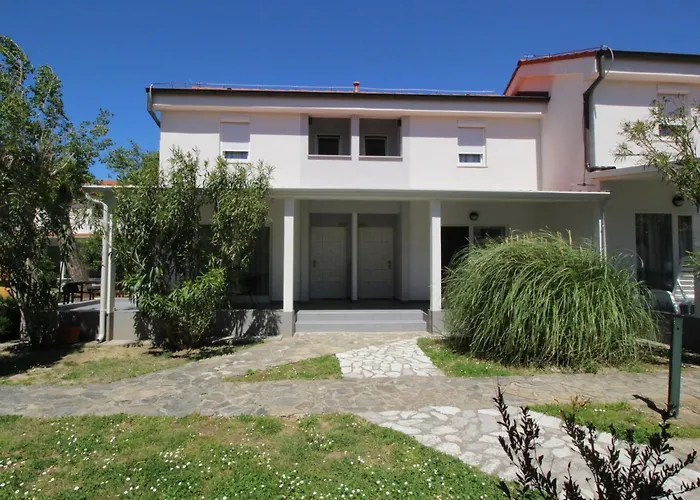 Corinthia 4 By Interhome Apartman *