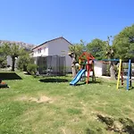 Corinthia 4 By Interhome דירה באסקה