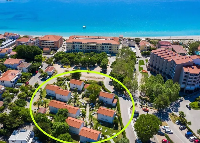 Apartament Corinthia 4 By Interhome