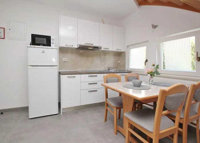 Corinthia 4 By Interhome Apartament
