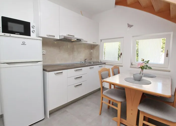Corinthia 4 By Interhome Apartament *
